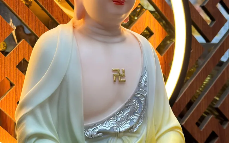 Tượng Phật A Di Đà ngồi đế sen lượn sóng