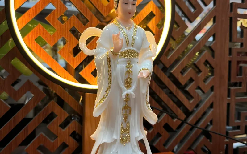 Tượng Mẹ Diêu Trì Địa Mẫu