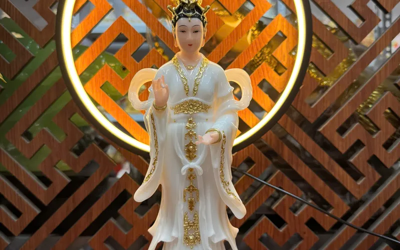 Tượng Mẹ Diêu Trì Địa Mẫu