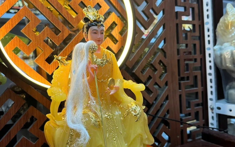 Tượng Mẹ Diêu Trì Địa Mẫu