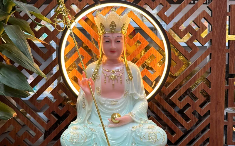 Tượng Địa Tạng Vương ngồi đế sen to