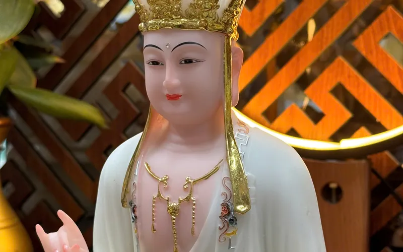 Địa Tạng Vương đế sen nở 