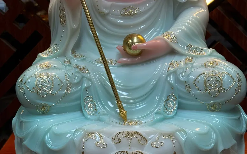 Tượng Địa Tạng Vương ngồi đế sen to