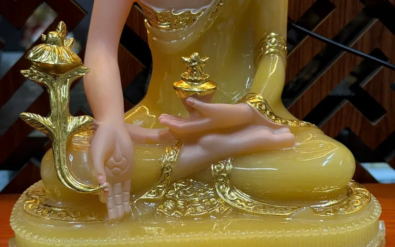 Tượng Dược Sư