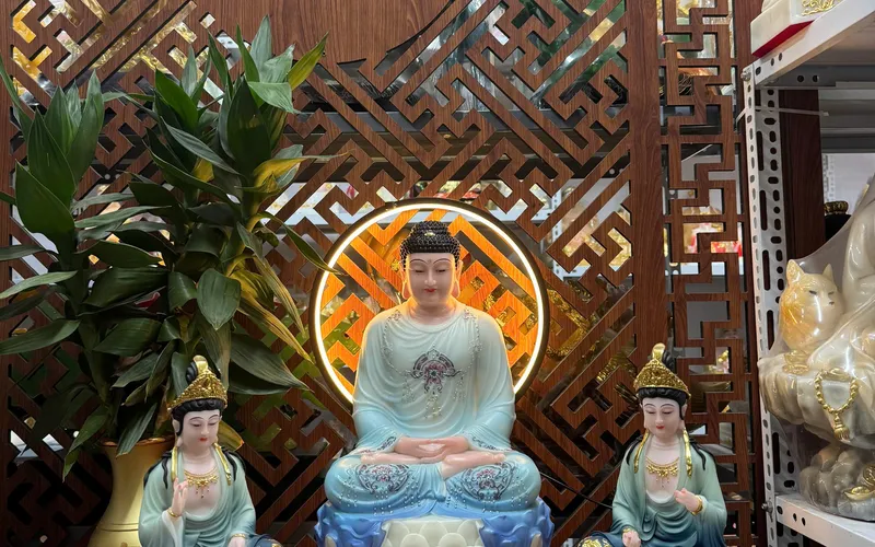 Hoa Nghiêm Tam Thánh Phật 