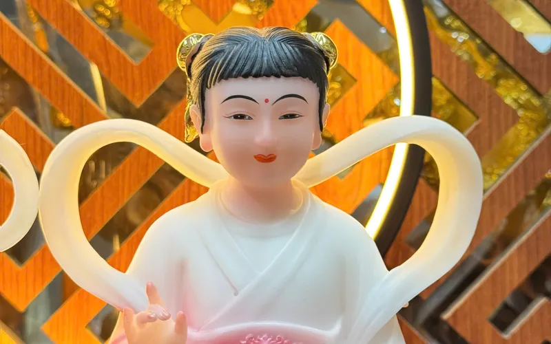 Kim Đồng Ngọc Nữ