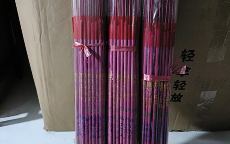 Nhang than tre không khói màu Đỏ 50cm 