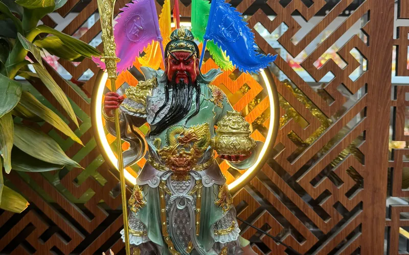 Quan Công Đứng Ngũ Kỳ Cửu Long 