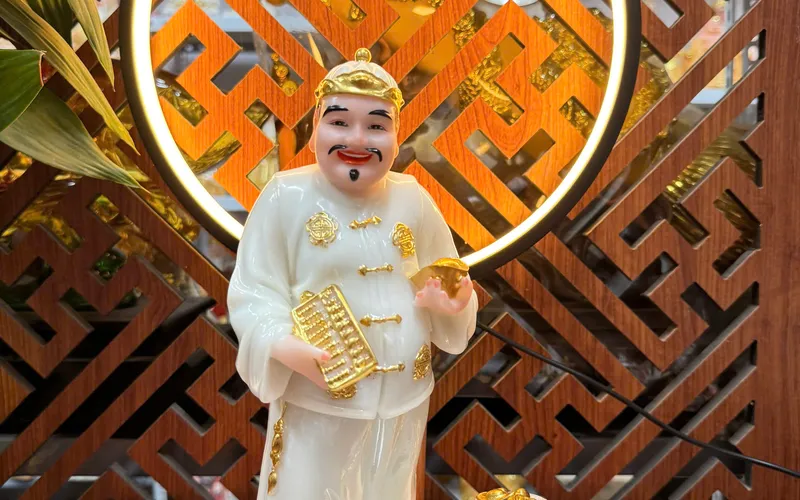 Quản Gia