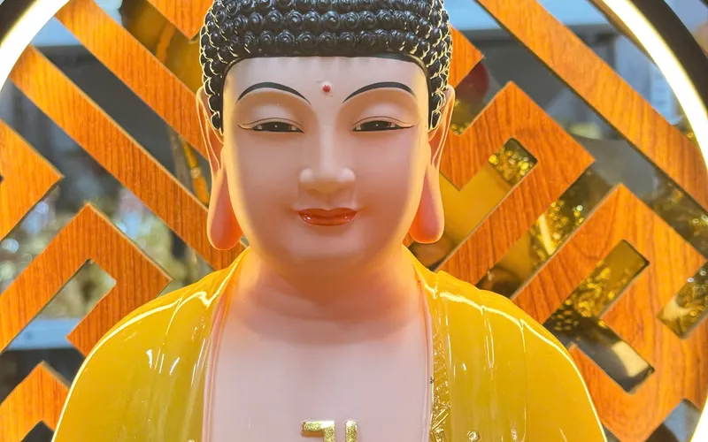 Ta Bà Tam Thánh Phật