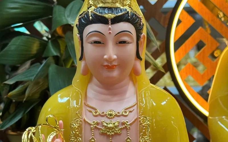 Ta Bà Tam Thánh Phật