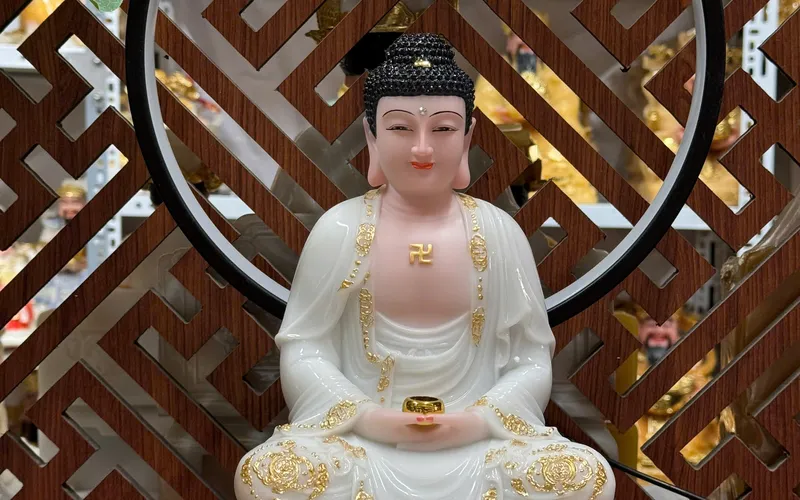 Tượng Phật A Di Đà ngồi đế sen to
