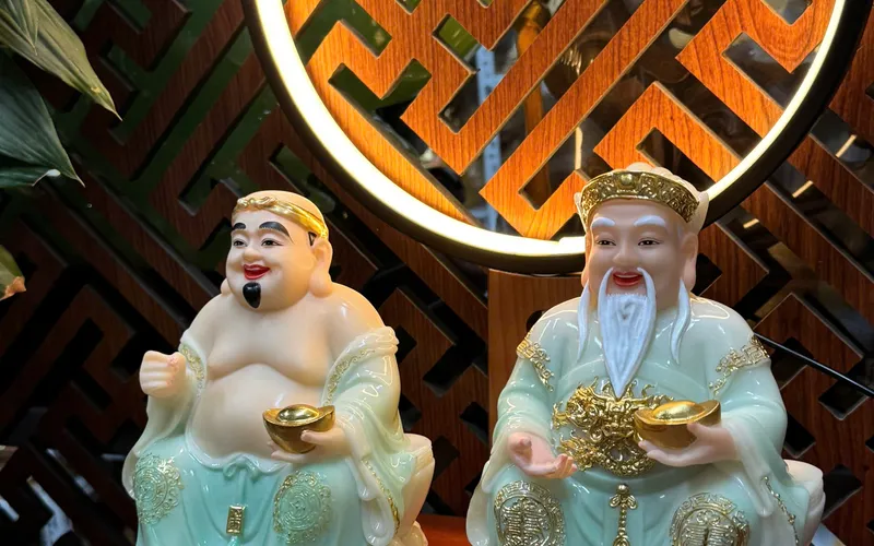 Bộ Tài Địa dạng đế tròn