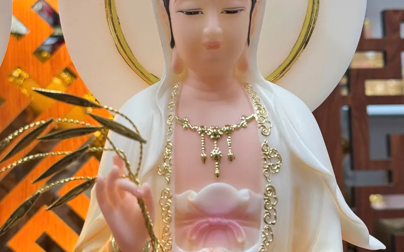 Tây Phương Tam Thánh Đứng Đài Sen