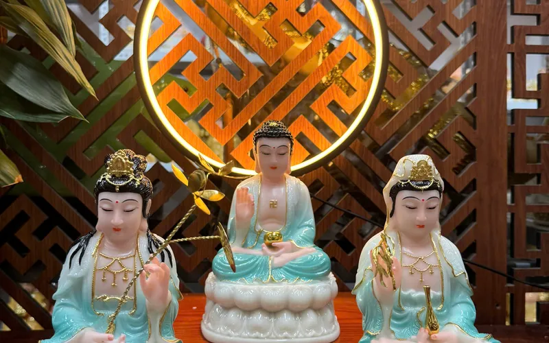 Tam Thánh Phật ngồi mẫu nhỏ