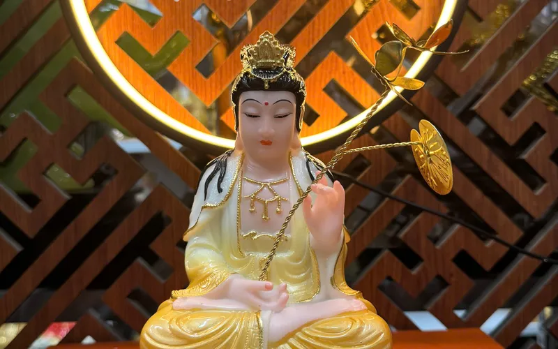 Tam Thánh Phật ngồi mẫu nhỏ