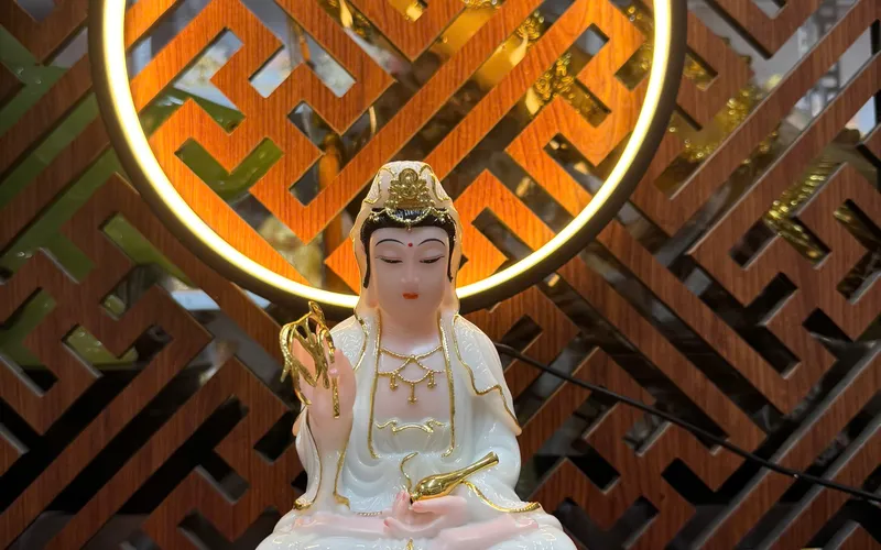 Tam Thánh Phật ngồi mẫu nhỏ