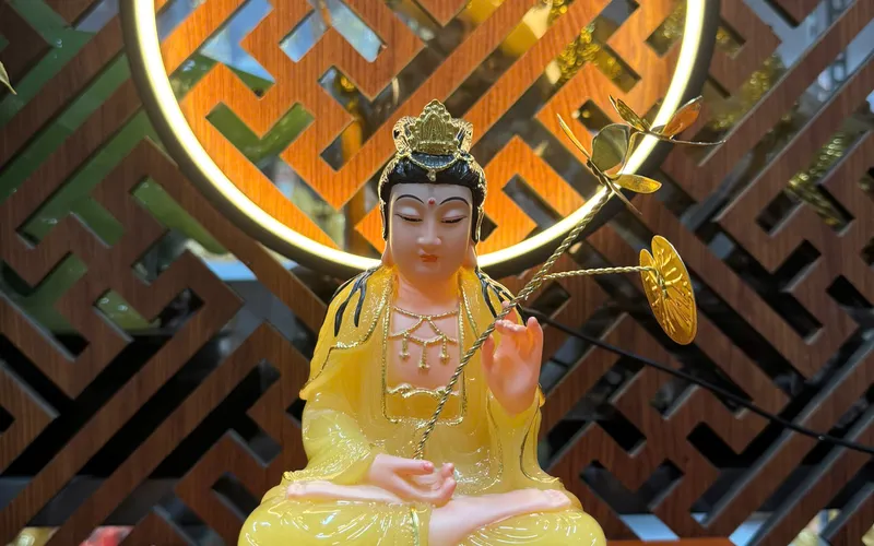 Tam Thánh Phật ngồi mẫu nhỏ 