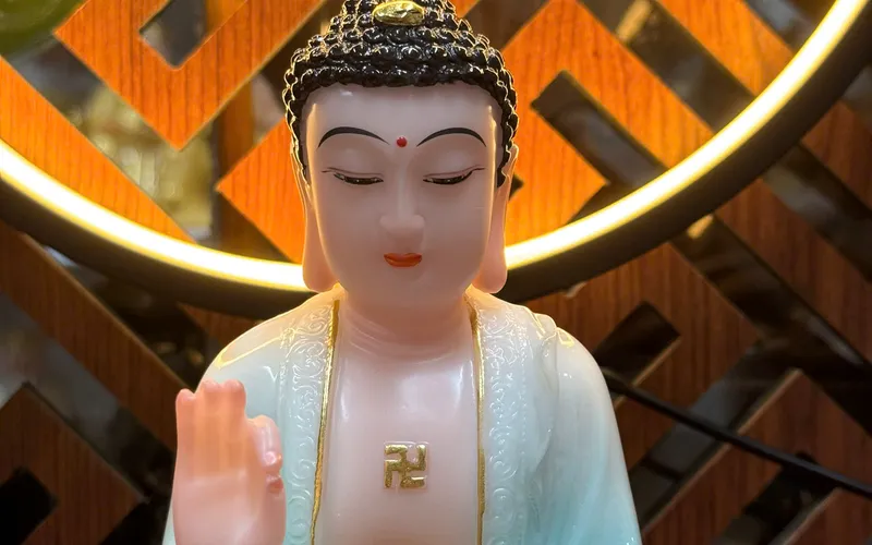 Tam Thánh Phật ngồi mẫu nhỏ