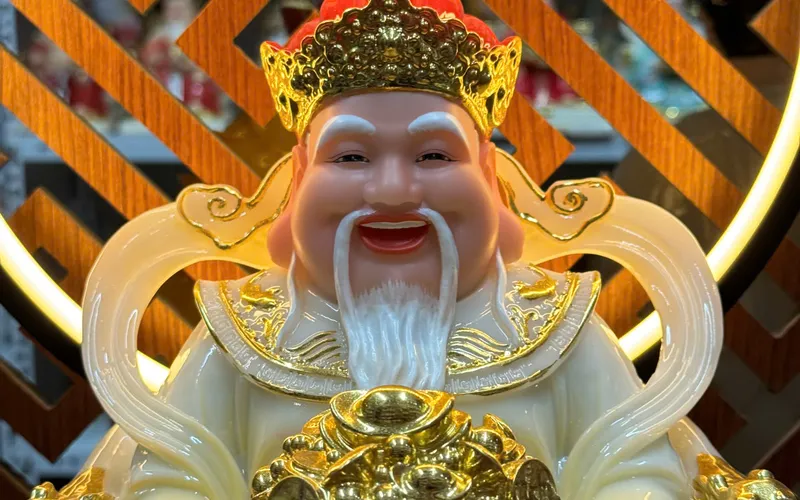 Thần Tiền Tài Nguyên Quãng Tiến