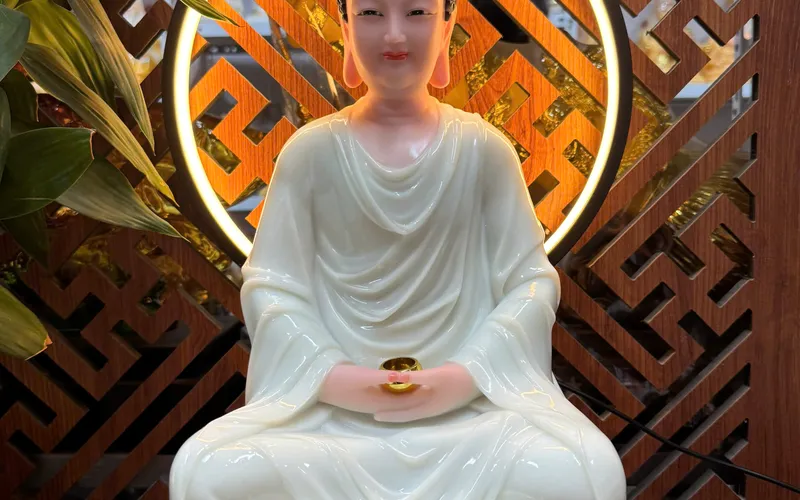 Tượng Phật Thích Ca mẫu trơn 