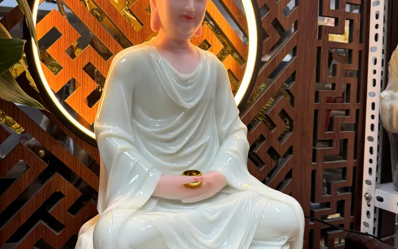 Tượng Phật Thích Ca mẫu trơn 