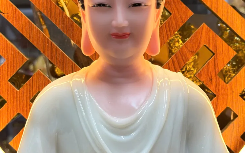 Tượng Phật Thích Ca mẫu trơn 