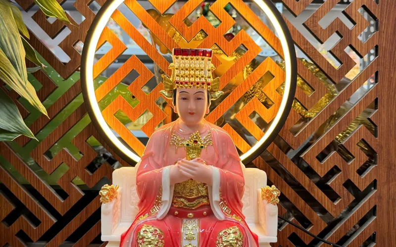 Tượng Mẹ Thiên Hậu 