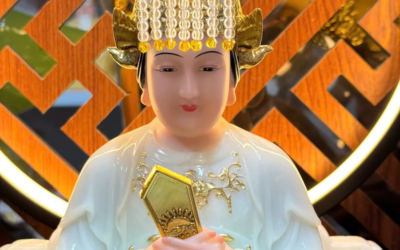 Tượng Mẹ Thiên Hậu 