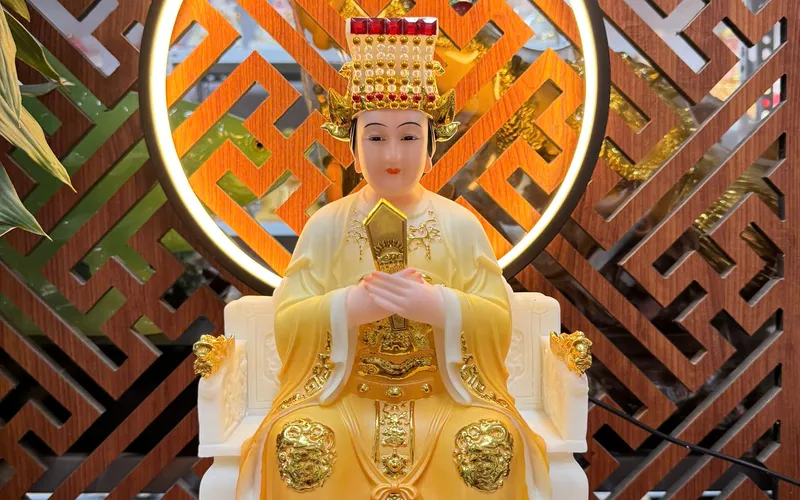 Tượng Mẹ Thiên Hậu