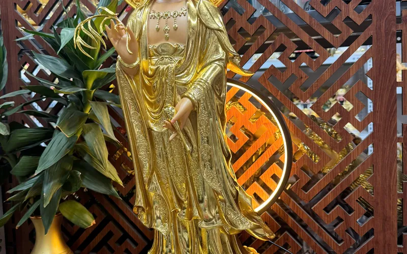 Tây Phương Tam Thánh Đứng Đài Sen Mạ Cát Vàng