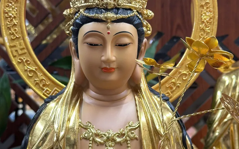 Tây Phương Tam Thánh Đứng Đài Sen Mạ Cát Vàng