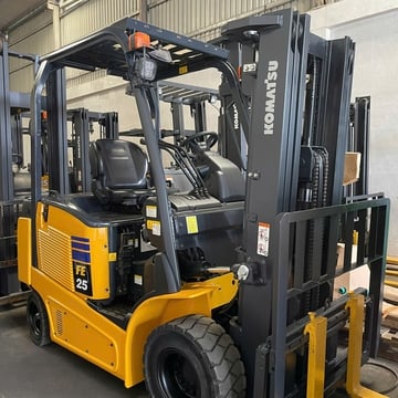 Xe nâng điện FE25-1