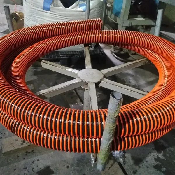 Ống gân nổi màu cam có bố vải