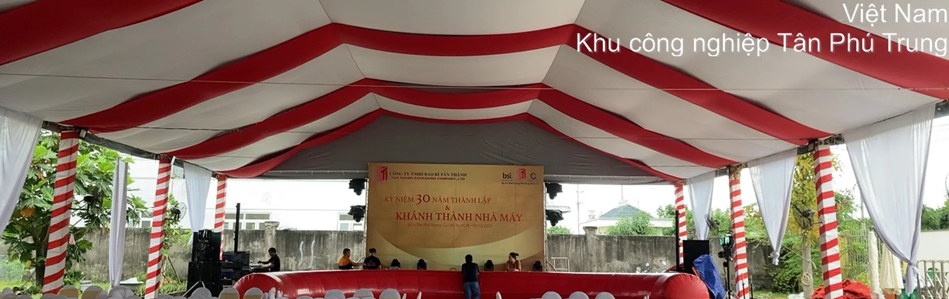 Nhà Bạt Không Gian