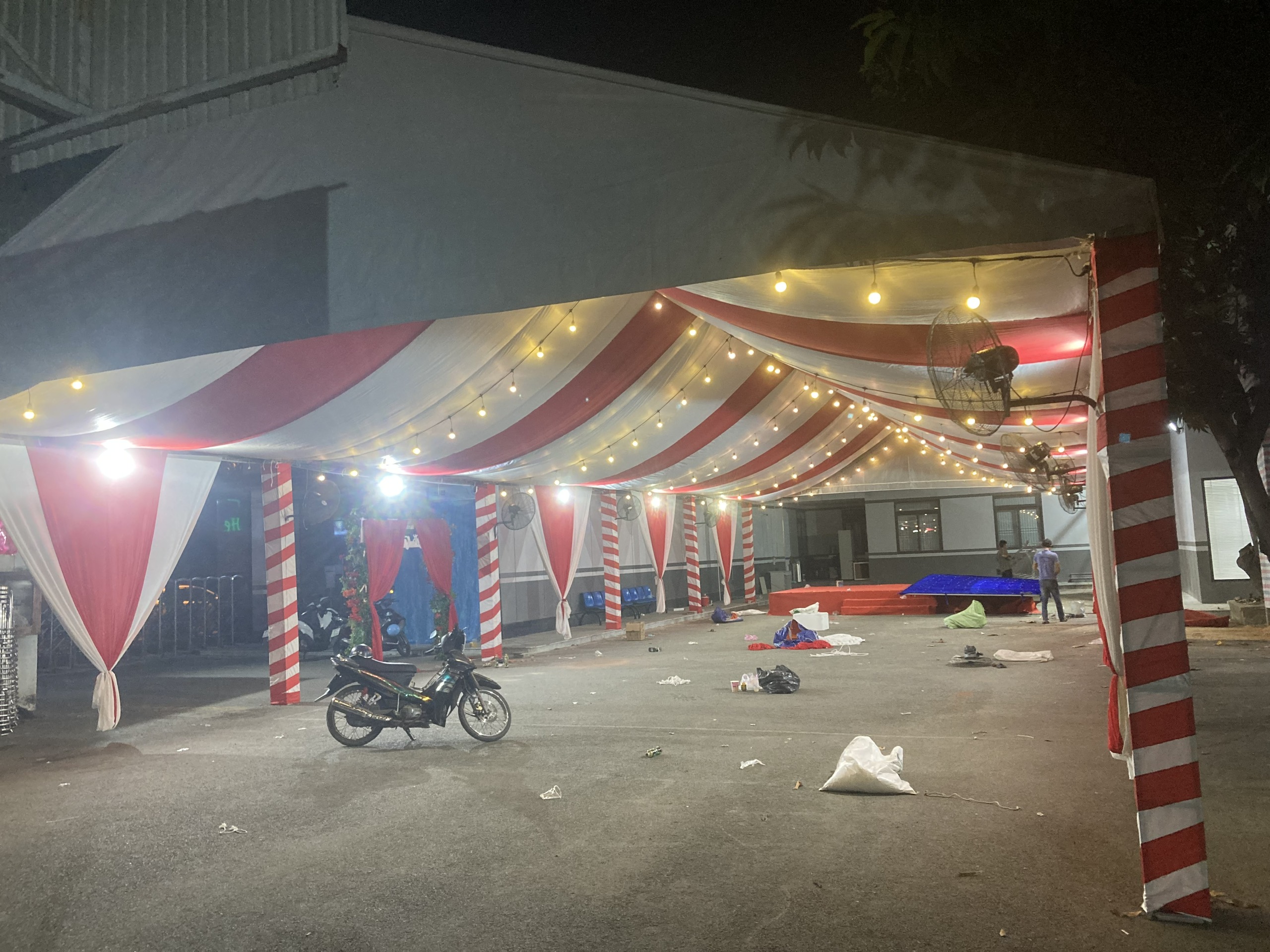 khung rạp đám cưới