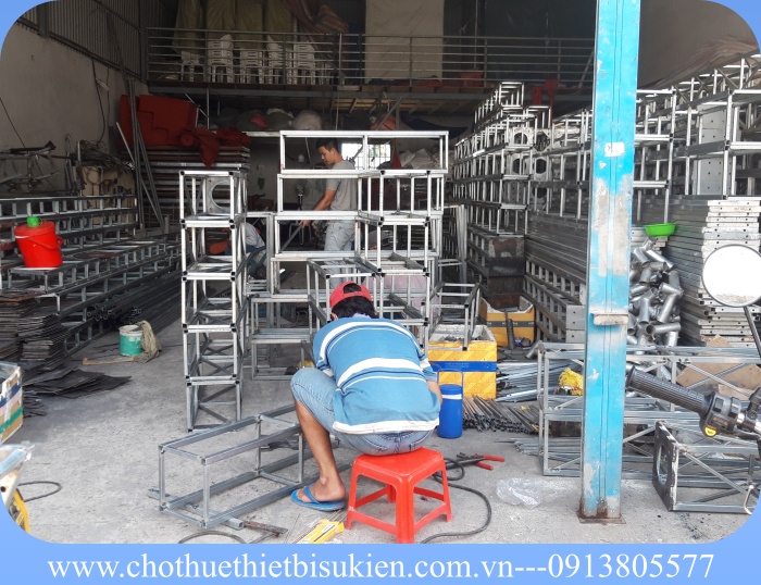 sản xuất khung rạp đám cưới sản xuất khung rạp đám cưới
