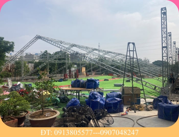 Bán khung rạp đám cưới