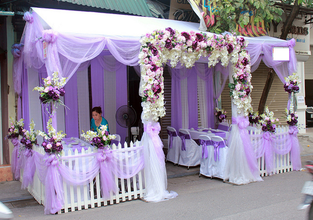 Dịch vụ cho thuê nhà bạt đám cưới với giá cả phù hợp Dịch vụ cho thuê nhà bạt đám cưới với giá cả phù hợp