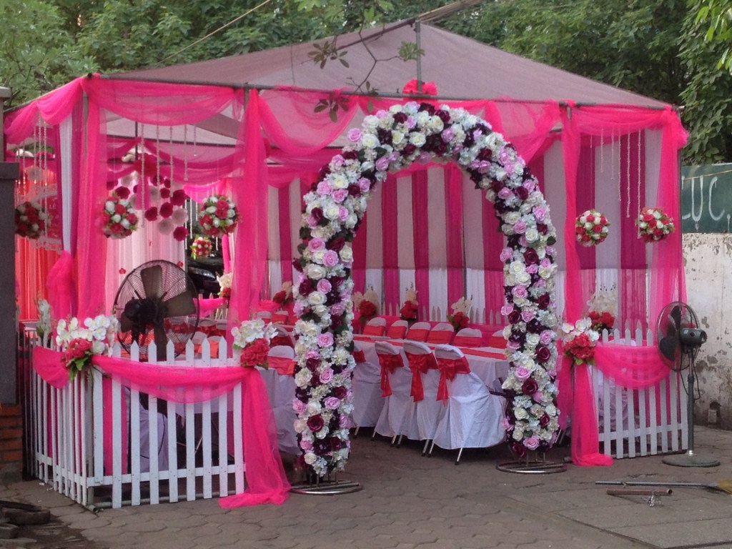 Khung nhà bạt đám cưới chắc chắn, an toàn cho mọi địa hình Khung nhà bạt đám cưới chắc chắn, an toàn cho mọi địa hình