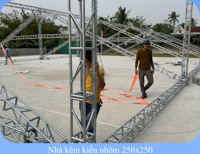 sản xuất nhà bạt không gian