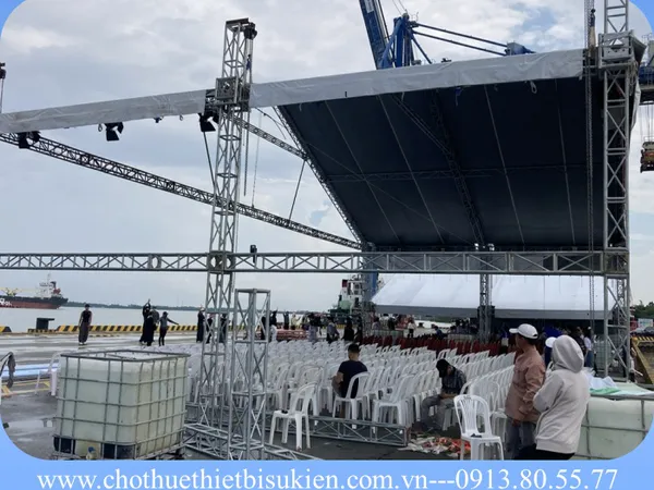 Bảng giá cho thuê nhà bạt không gian giá rẻ tại tphcm