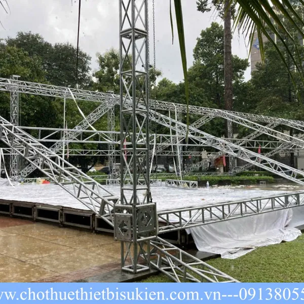 Cho thuê nhà bạt không gian khẩu độ lớn, báo giá nhà bạt không gian của An Phú