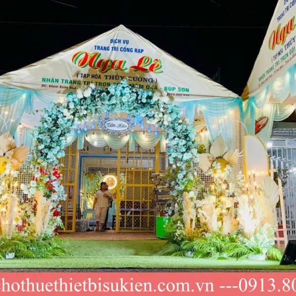 Sản xuất nhà bạt đám cưới