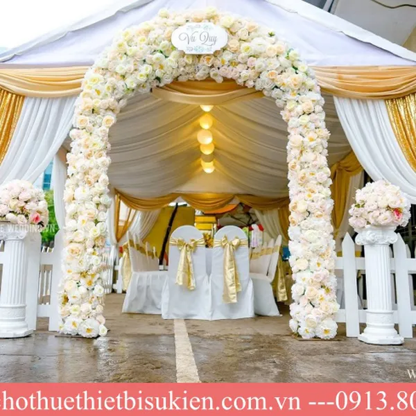 Sản xuất nhà bạt đám cưới