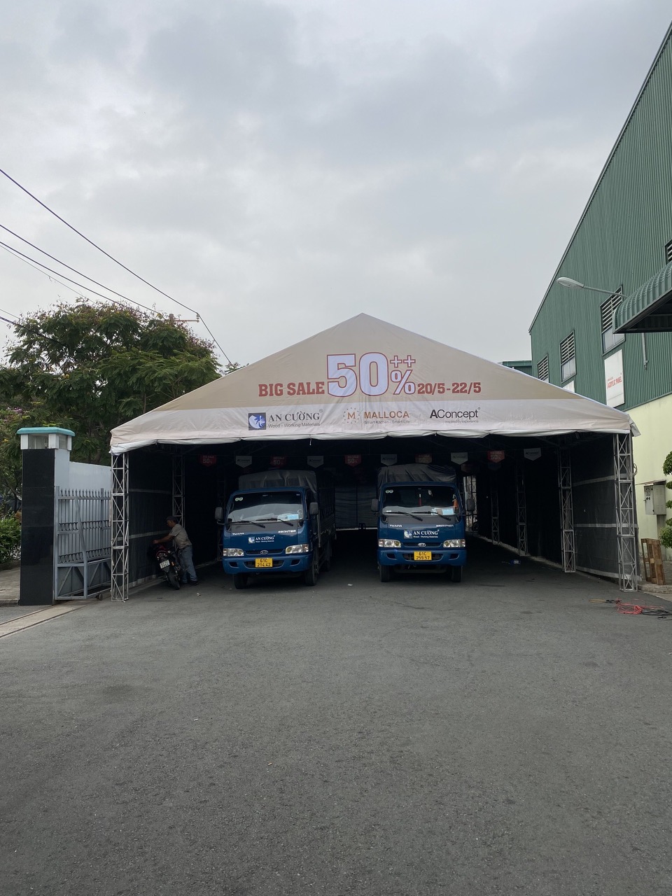 nhà bạt hội chợ