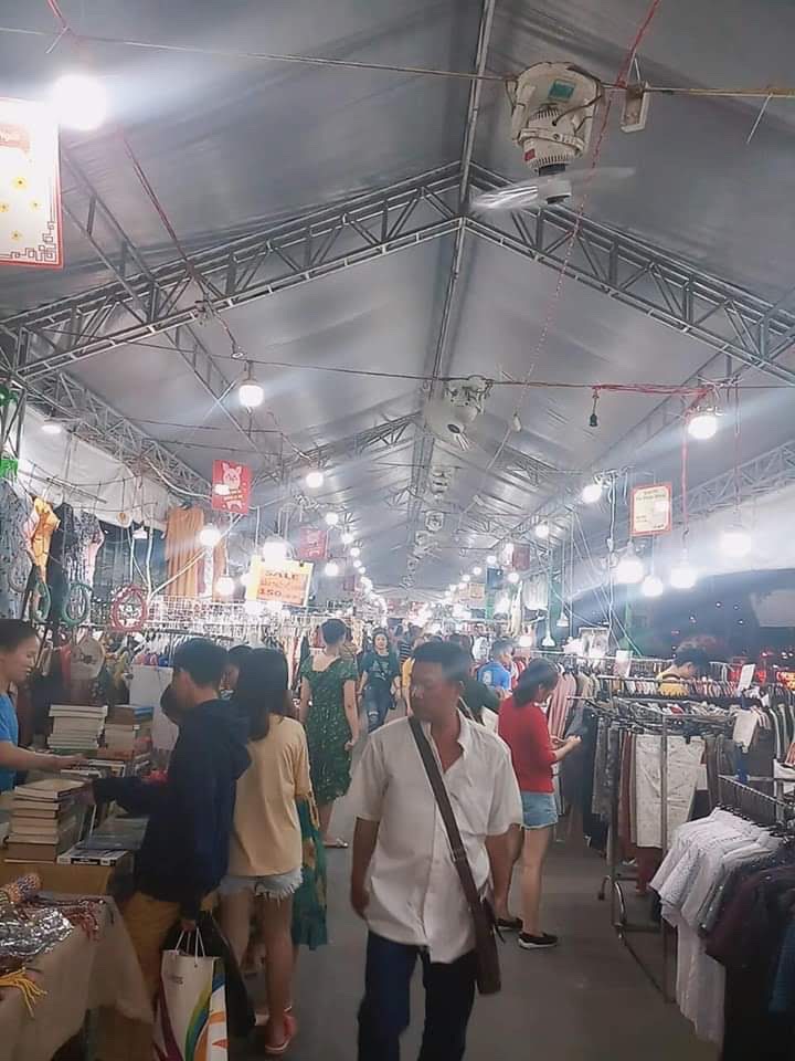 nhà bạt hội chợ