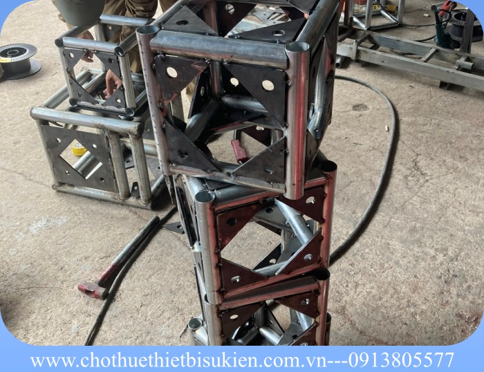 Bán nhà bạt không gian Bán nhà bạt không gian