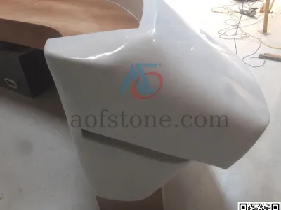 TẠI SAO ĐÁ SOLID SURFACE CÓ THỂ UỐN CONG ĐƯỢC