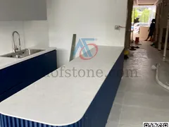 BÀN ĐẢO BẾP BẰNG ĐÁ NHÂN TẠO SOLID SURFACE